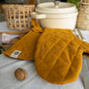 Crafted with care, these amber yellow linen oven mitten sets are the perfect companions for your culinary adventures.