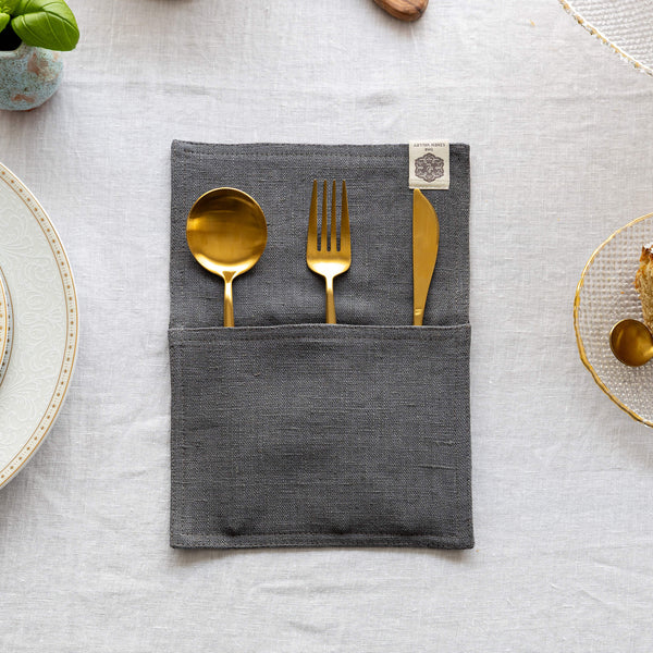 Charcoal grey linen cutlery holder will make your table setting look neat and tidy. Decorative cutlery pouch can be paired with table napkins or other table linens, mixed or matched.