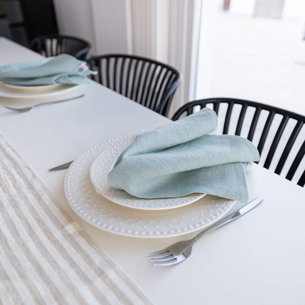 Introducing our dug egg blue linen napkins set, designed to elevate your dining experience with a touch of warmth and charm. Crafted with care, these napkins are the perfect companions for your culinary adventures.