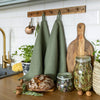 The moss green tea towels made of natural linen are durable, making them the ideal companions for your daily culinary adventures. Carefully crafted, our linen tea towels are not only practical but also add colour and sophistication to your kitchen.
