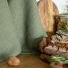 The moss green tea towels made of natural linen are durable, making them the ideal companions for your daily culinary adventures. Carefully crafted, our linen tea towels are not only practical but also add colour and sophistication to your kitchen.