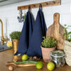 The navy blue tea towels made of natural linen are durable, making them the ideal companions for your daily culinary adventures.