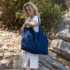 Navy blue linen tote bags designed and made for long, comfortable and sustainable use. Whether you're going to the beach, planning a visit to the market, or taking your baked cake to friends, our linen bag is always perfect for you.