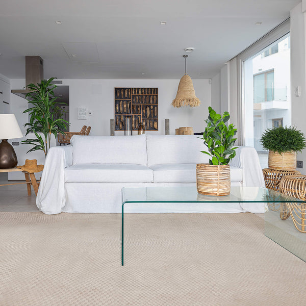 Refresh your living space with our optical white linen couch cover, designed to breathe new life into your sofa and elevate your home decor. Offering full coverage, including over the arms, it effortlessly safeguards your couch from everyday wear.