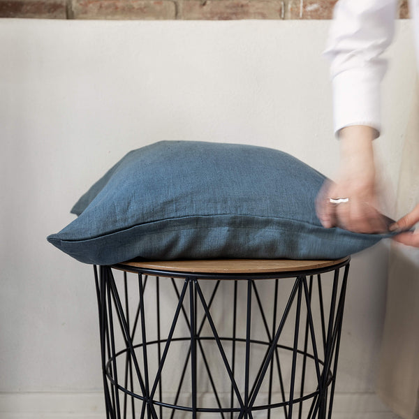 Ocean blue pillows would fit interiors from minimalist to classic, from Scandinavian to country style. Mix and match the colours of the pillow shams and create a unique atmosphere at home.