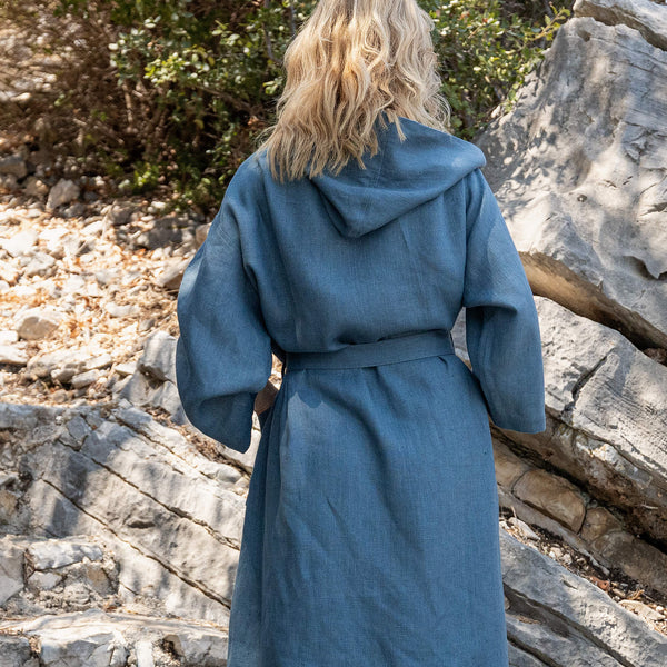 Wrap yourself in our ocean blue linen bathrobe and enjoy the exceptional comfort, elegance and breathability of natural linen. Our linen bathrobe is designed and crafted with exceptional attention to details.