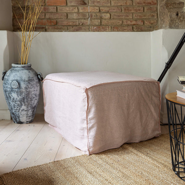 Introducing our new quartz rose linen ottoman cover – the ultimate solution for giving your ottoman a fresh look and upgrading your interior effortlessly.