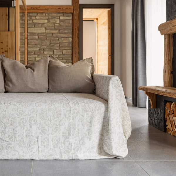 Whether you're looking for your sofa protection or refresh its appearance, our royal floral pattern linen couch cover will provide the perfect solution. The timeless natural linen effortlessly complements any interior decor.