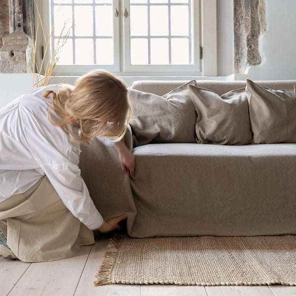Our heavy rustic unbleached linen couch cover a stylish way to change up the look of the room. If you're a pet owner, rest assured that your beloved companions can enjoy lounging on the couch without causing any damage.