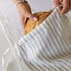 The linen bread bag is made of natural linen, so all the good qualities of linen, such as breathability and moisture permeability, serve to ensure maximum freshness of the bread, resulting in bread that does not go stale as quickly.