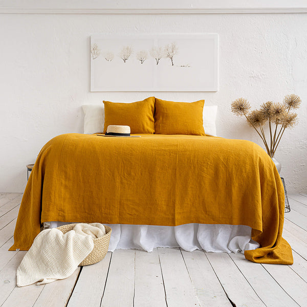 The amber yellow linen bedspread has been carefully designed to suit a wide range of interior styles and blend perfectly in both classic and contemporary home spaces. Our linen bedspreads are extremely versatile and complementing different the of interiors perfectly, adding new colours and emotions.