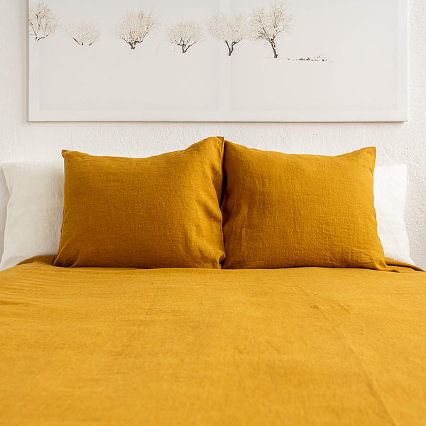 Amber yellow pillows would fit interiors from minimalist to classic, from Scandinavian to country style. Mix and match the colours of the pillow shams and create a unique atmosphere at home.