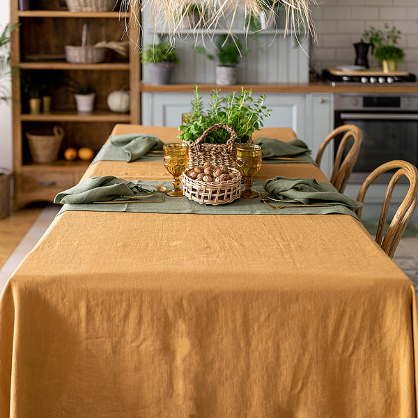 Cinnamon linen tablecloth would give your dining area a new character and style. Our linen tablecloths are made from the highest quality European linen and are designed for a long lasting.