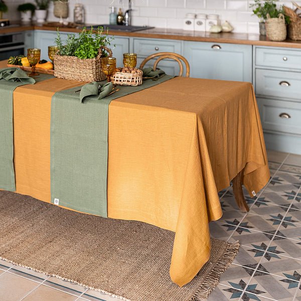 Cinnamon linen tablecloth would give your dining area a new character and style. Our linen tablecloths are made from the highest quality European linen and are designed for a long lasting.