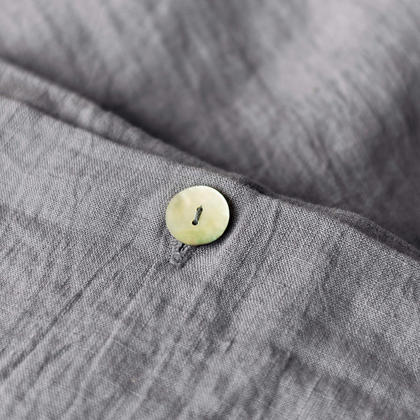 Charcoal Grey linen duvet cover will grant luxurious comfort and will give your bed new elegant look. This natural linen duvet cover combines comfort and elegance, and gives you the opportunity to enjoy all the qualities of natural linen.