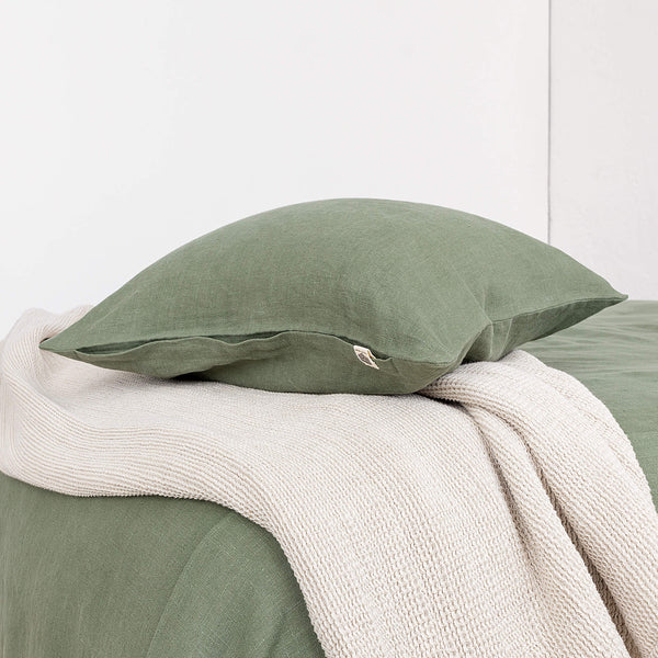 Sometimes it takes just a small detail to make a home interior complete, perfect and unique. And that little detail could be our moss green linen pillow sham with zipper.