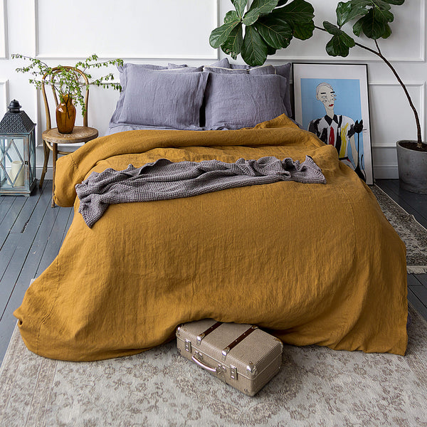 Cinnamon linen duvet cover will grant luxurious comfort and will give your bed new elegant look. The natural linen fabric is hard-wearing and lasts for many years, so this cover will delight you for a long time and add an irreplaceable natural charm to your home.