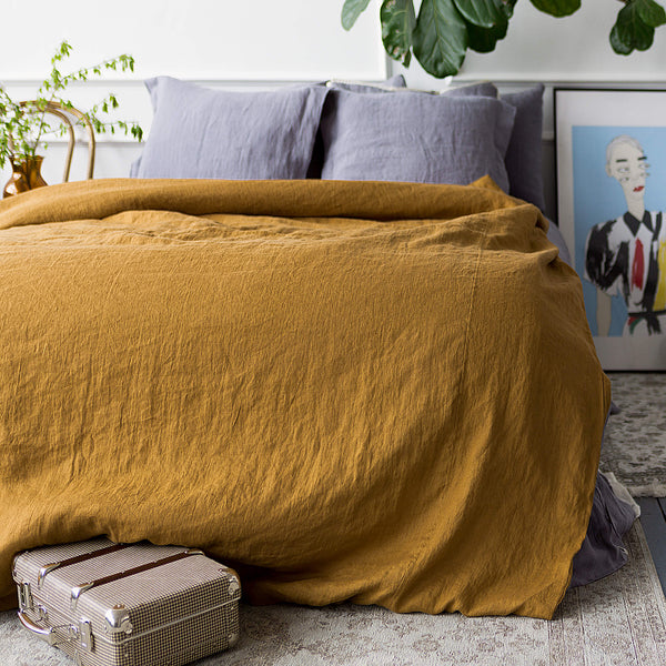 Cinnamon linen duvet cover will grant luxurious comfort and will give your bed new elegant look. The natural linen fabric is hard-wearing and lasts for many years, so this cover will delight you for a long time and add an irreplaceable natural charm to your home.