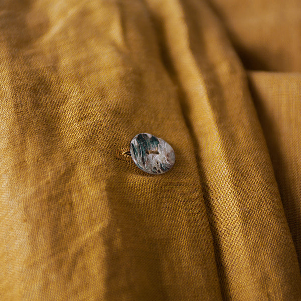 Cinnamon linen duvet cover will grant luxurious comfort and will give your bed new elegant look. The natural linen fabric is hard-wearing and lasts for many years, so this cover will delight you for a long time and add an irreplaceable natural charm to your home.