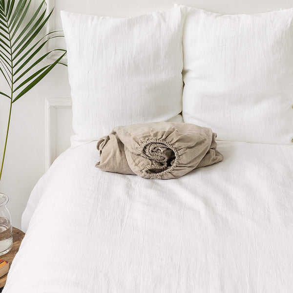 The natural unbleached linen colour of this linen fitted sheet adds a touch of warmth and elegance to any bedroom decor.Crafted from gentle and breathable linen fabric, this sheet offers unparalleled comfort and style.