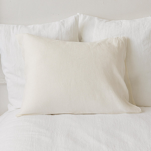 Experience this with our off white linen pillowcase and you'll be amazed not only by the comfort but also by the exquisite attention to detail and quality.