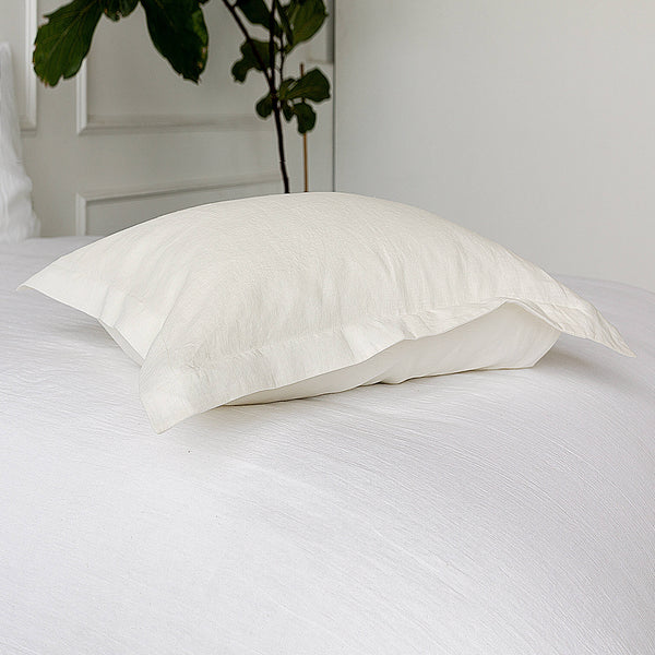Our off white linen pillowcases is made from the softest and finest natural linen fabrics, giving your home an unmistakable elegance and style.