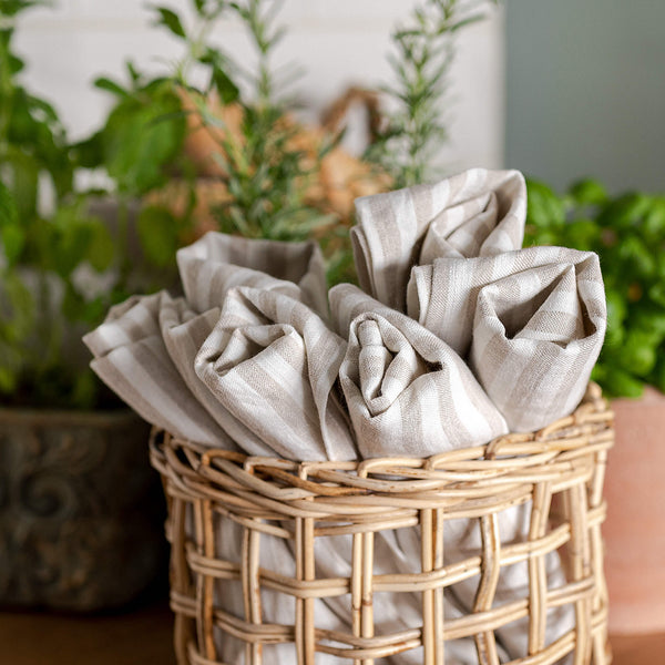 Introducing our striped linen napkins set, designed to elevate your dining experience with a touch of warmth and charm. Crafted with care, these napkins are the perfect companions for your culinary adventures.