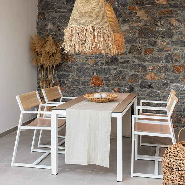 Give your table a touch of distinction and decoration with our unbleached linen table runner. Use the table runner on its own or combine it with a linen tablecloth, placemats or napkins.