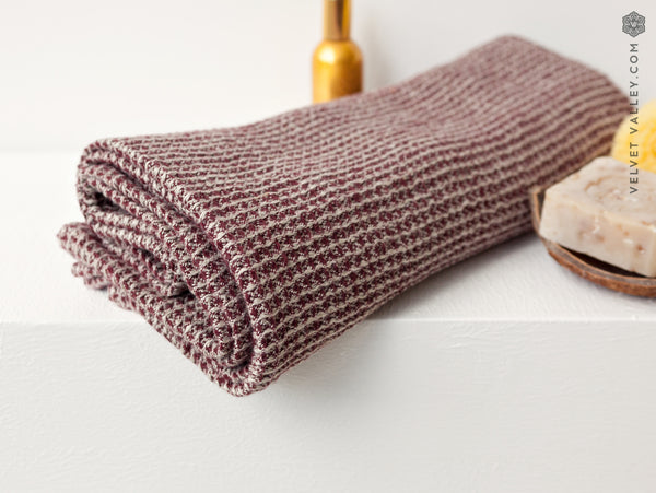Linen burgundy waffle towel - Velvet Valley