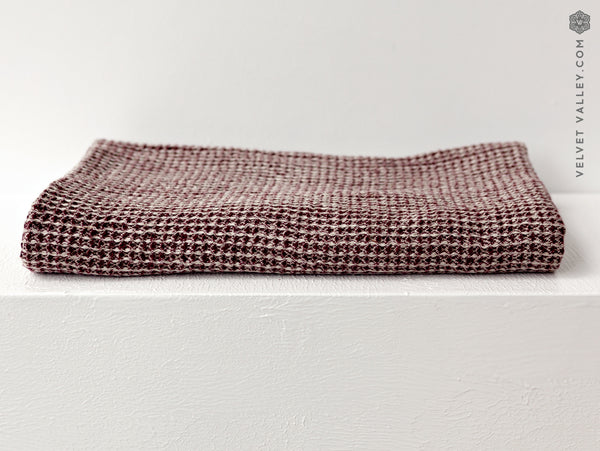 Linen burgundy waffle towel - Velvet Valley
