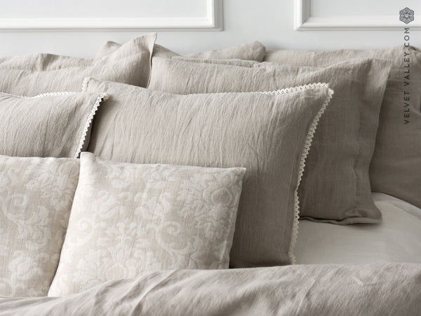 Stonewashed unbleached linen Oxford pillow - Velvet Valley