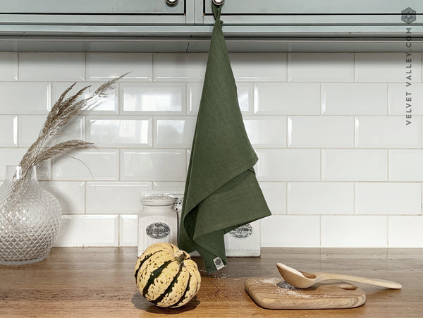 Linen moss green tea towel - Velvet Valley