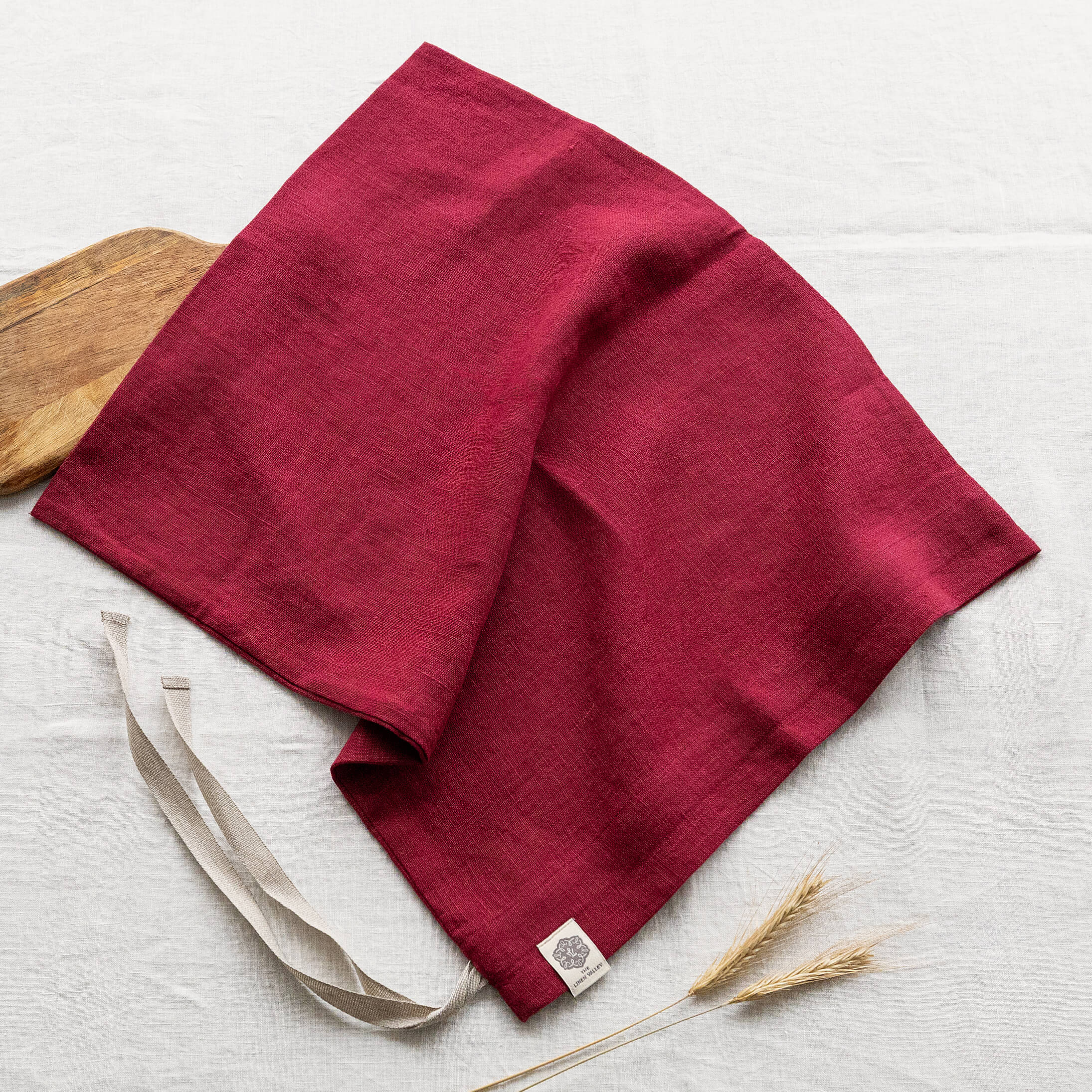 Burgundy red linen laundry bag in heavyweight 260 g/m² European linen