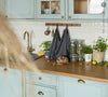 Charcoal grey tea towels made of natural linen are durable, making them the ideal companions for your daily culinary adventures. Carefully crafted, our linen tea towels are not only practical but also add colour and sophistication to your kitchen.