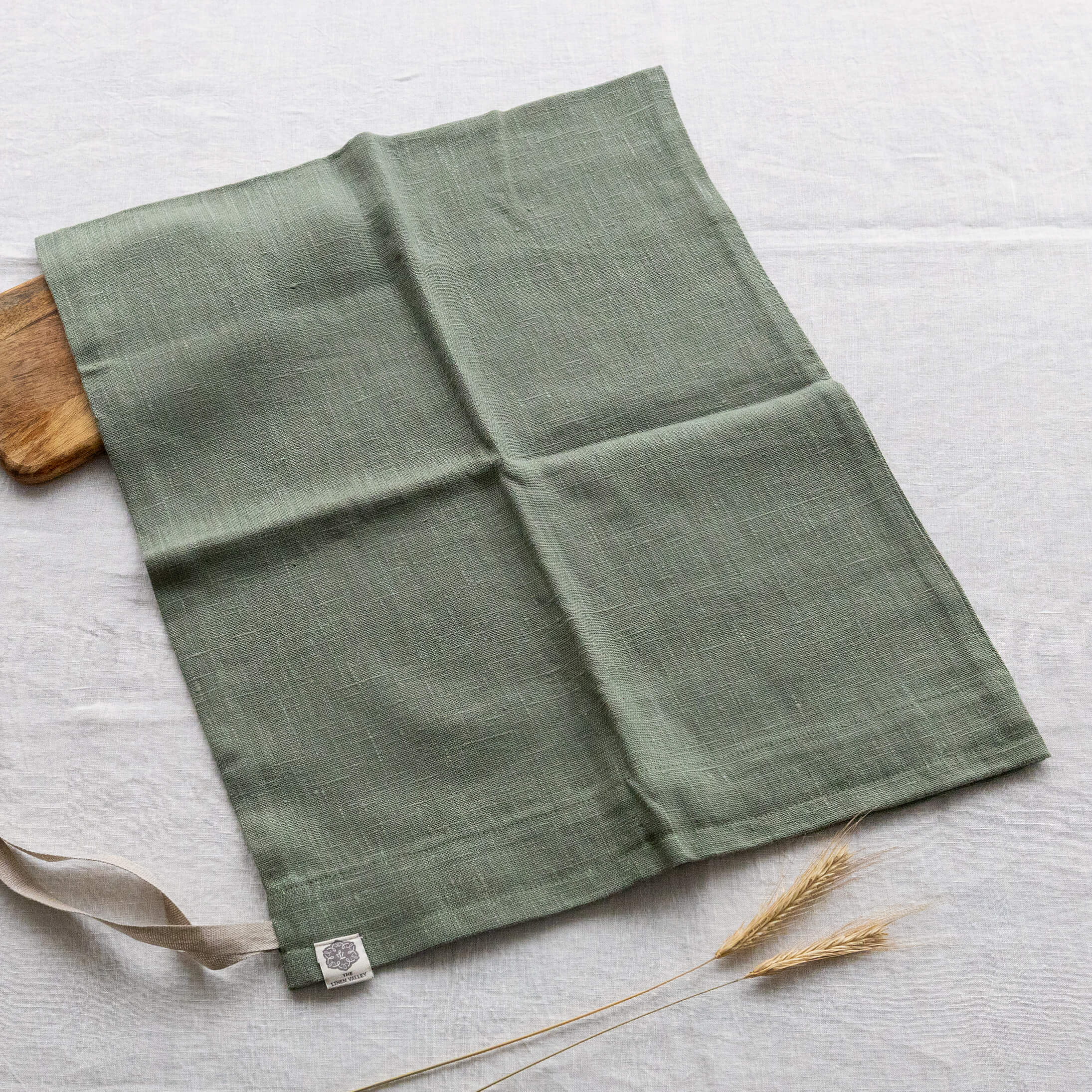 Moss green linen laundry bag in heavyweight 260 g/m² European linen