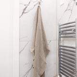 Unbleached natural linen has excellent breathability and good antimicrobial properties, so towels dry faster and are free from mould, germs or unpleasant odours.