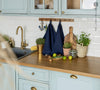 Navy blue tea towels made of natural linen are durable, making them the ideal companions for your daily culinary adventures. Carefully crafted, our linen tea towels are not only practical but also add colour and sophistication to your kitchen.