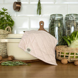 The linen pot holder come in a variety of pastel and rich colours, which are a perfect match for our other home textiles.