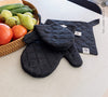 Crafted with care, these black linen oven mitten sets are the perfect companions for your culinary adventures.