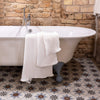 Bright white linen has excellent breathability and good antimicrobial properties, so towels dry faster and are free from mould, germs or unpleasant odours.