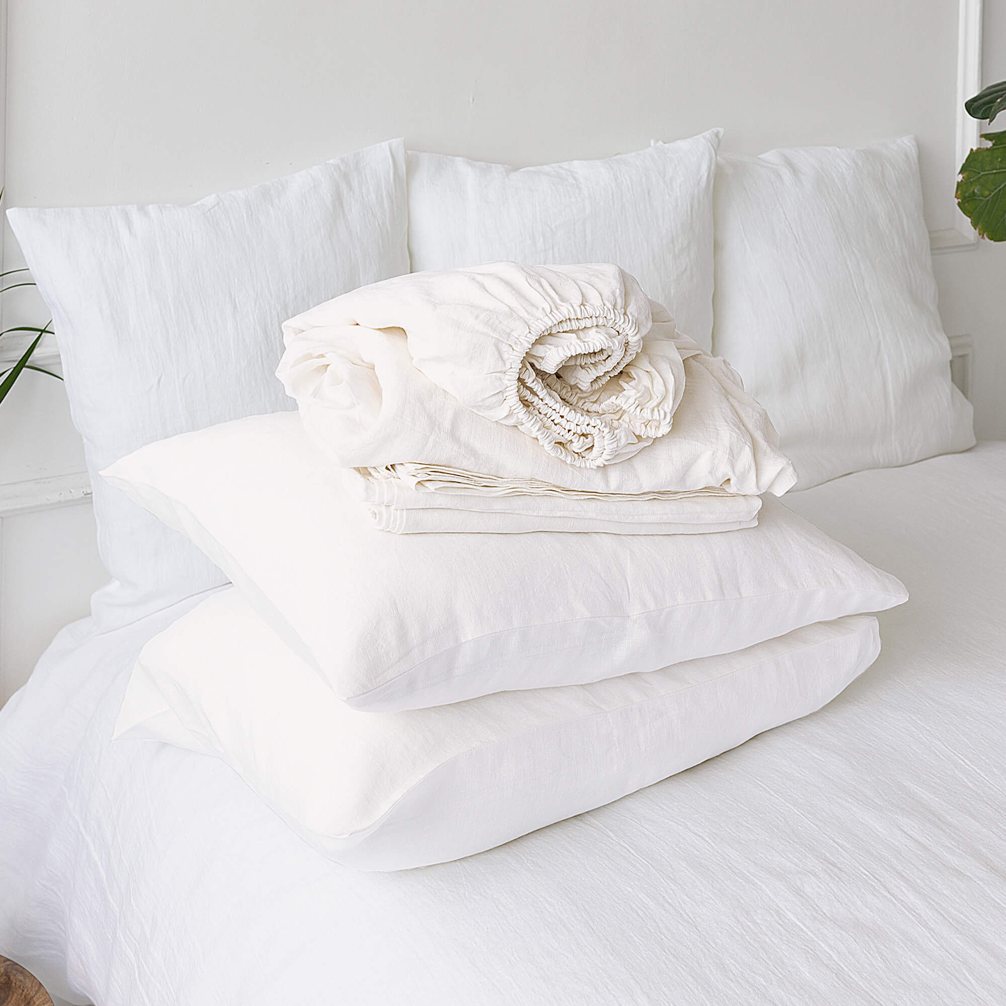 Optical white linen sheets will grant luxurious comfort and will give your bed new elegant look.
Crafted to elevate your sleeping experience, each set includes soft fitted sheet, a flat sheet and two pillowcases.
