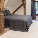 The charcoal grey linen bedspread has been carefully designed to suit a wide range of interior styles and to blend perfectly in both classic and contemporary home spaces. Our linen bedspreads are extremely versatile, fitting into a wide range of interiors and complementing them perfectly, adding new colours and emotions.