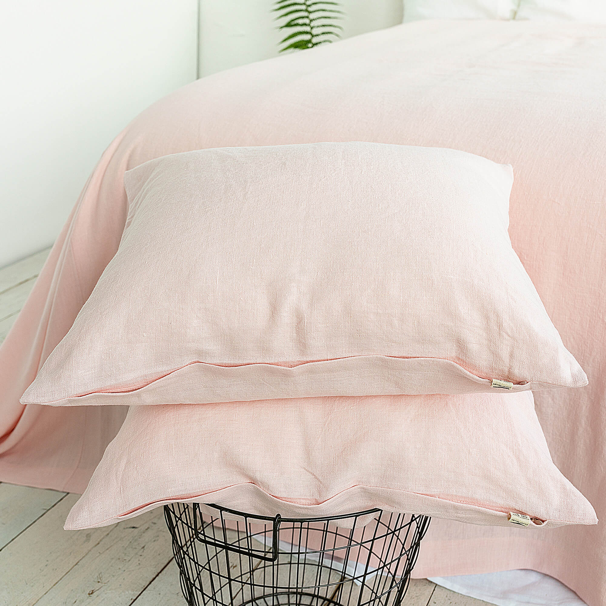  Linen pillows would fit interiors from minimalist to classic, from Scandinavian to country style.
Mix and match the colours of the throw pillows and create a unique atmosphere at home. 