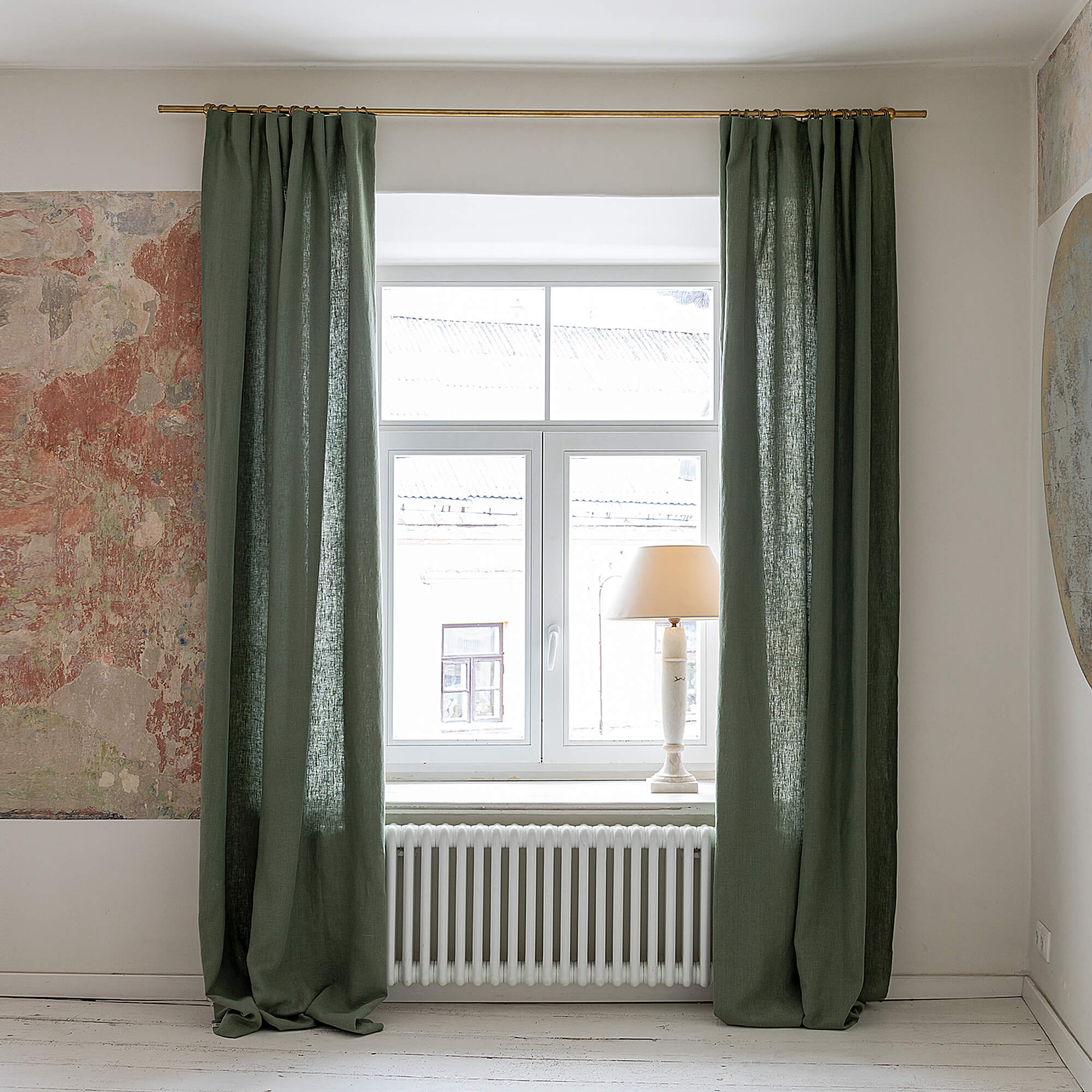 Moss green linen curtain panel lined with antique white linen, 520 g/m² in total, with multifunctional heading tape