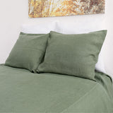Moss green pillows would fit interiors from minimalist to classic, from Scandinavian to country style. Mix and match the colours of the pillow shams and create a unique atmosphere at home.