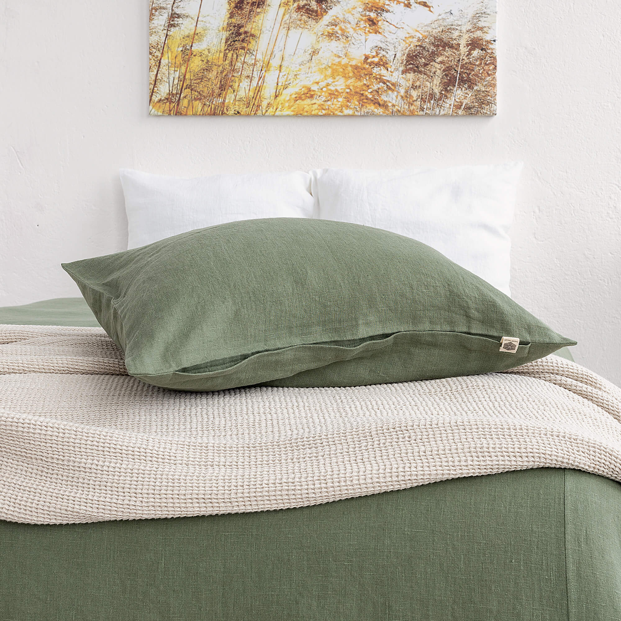 Sometimes it takes just a small detail to make a home interior complete, perfect and unique. And that little detail could be our moss green linen pillow sham with zipper.