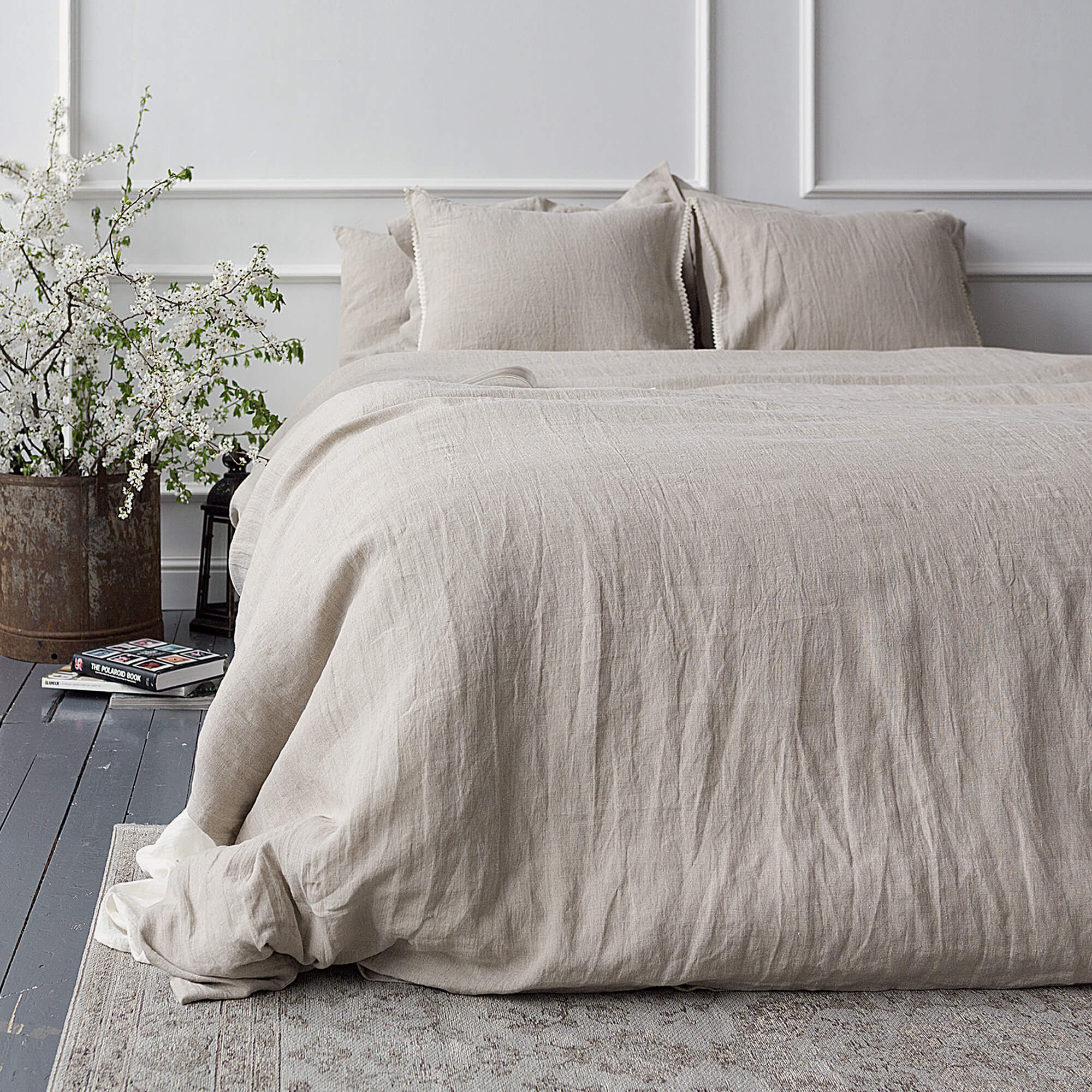 Natural unbleached linen duvet cover will grant luxurious comfort and will give your bed new elegant look.
This natural linen duvet cover combines comfort and elegance, and gives you the opportunity to enjoy all the qualities of natural linen.