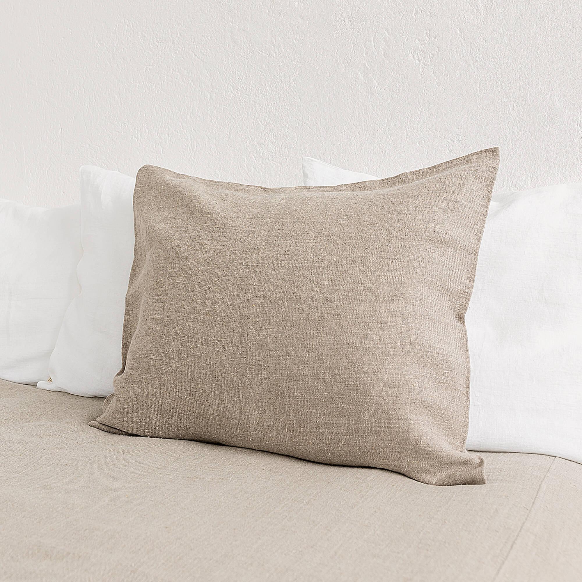 Sometimes it takes just a small detail to make a home interior complete, perfect and unique. And that little detail could be our rustic linen pillow sham.