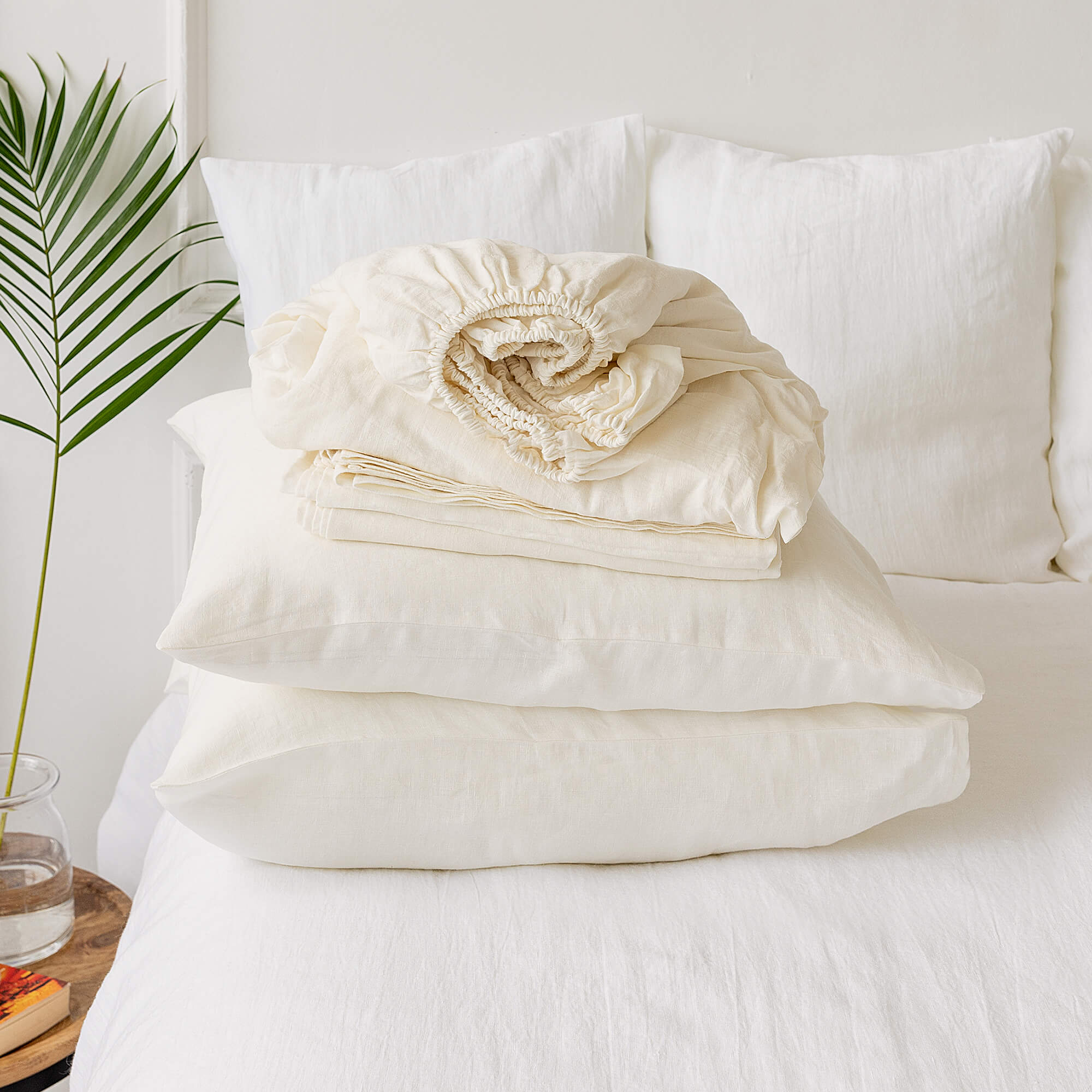 Off white linen sheets will grant luxurious comfort and will give your bed new elegant look.
Crafted to elevate your sleeping experience, each set includes soft fitted sheet, a flat sheet and two pillowcases.