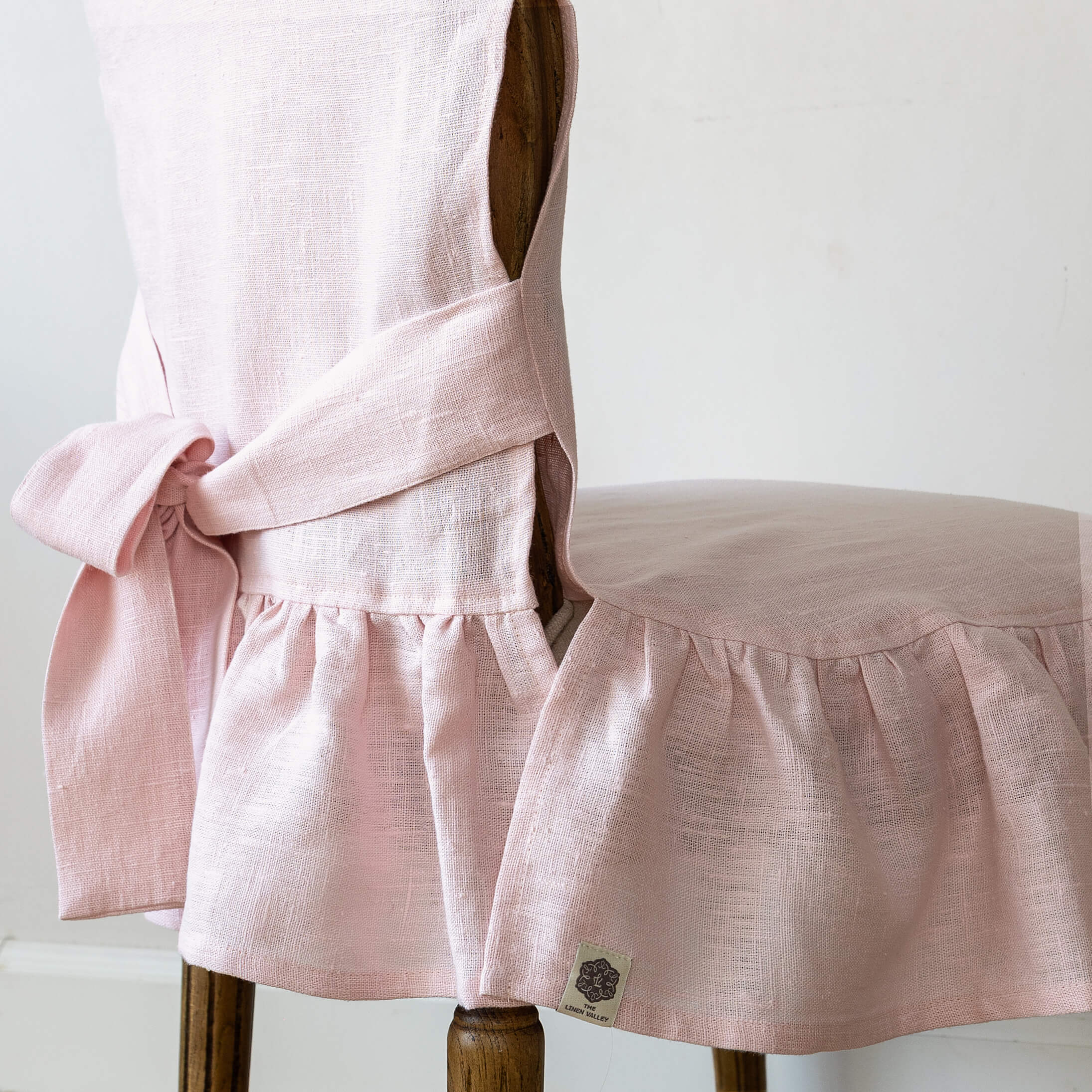 Quartz rose linen ruffled full chair cover in heavyweight 260 g/m² European linen